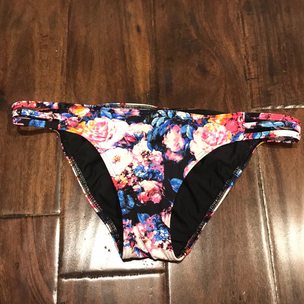 Abercrombie bikini bottoms